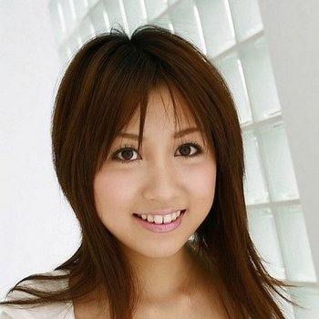 Rika Yuuki Babe Page Watch This Centerfold On Freeones