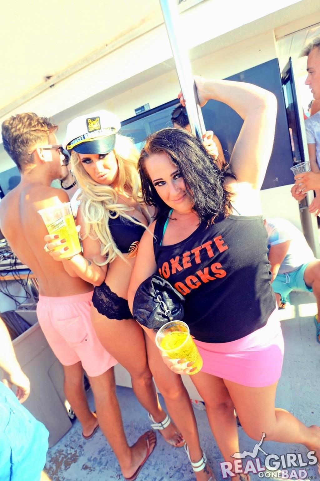 Wild Horny Girls Showing Their Tits At Boat Party Photos
