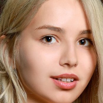 Candice Lauren Babe Page Watch This Adult Model On FreeOnes