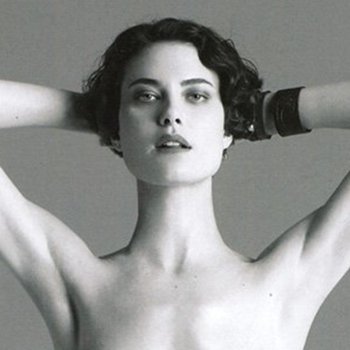 Shalom Harlow Babe Page Watch This Supermodel On Freeones