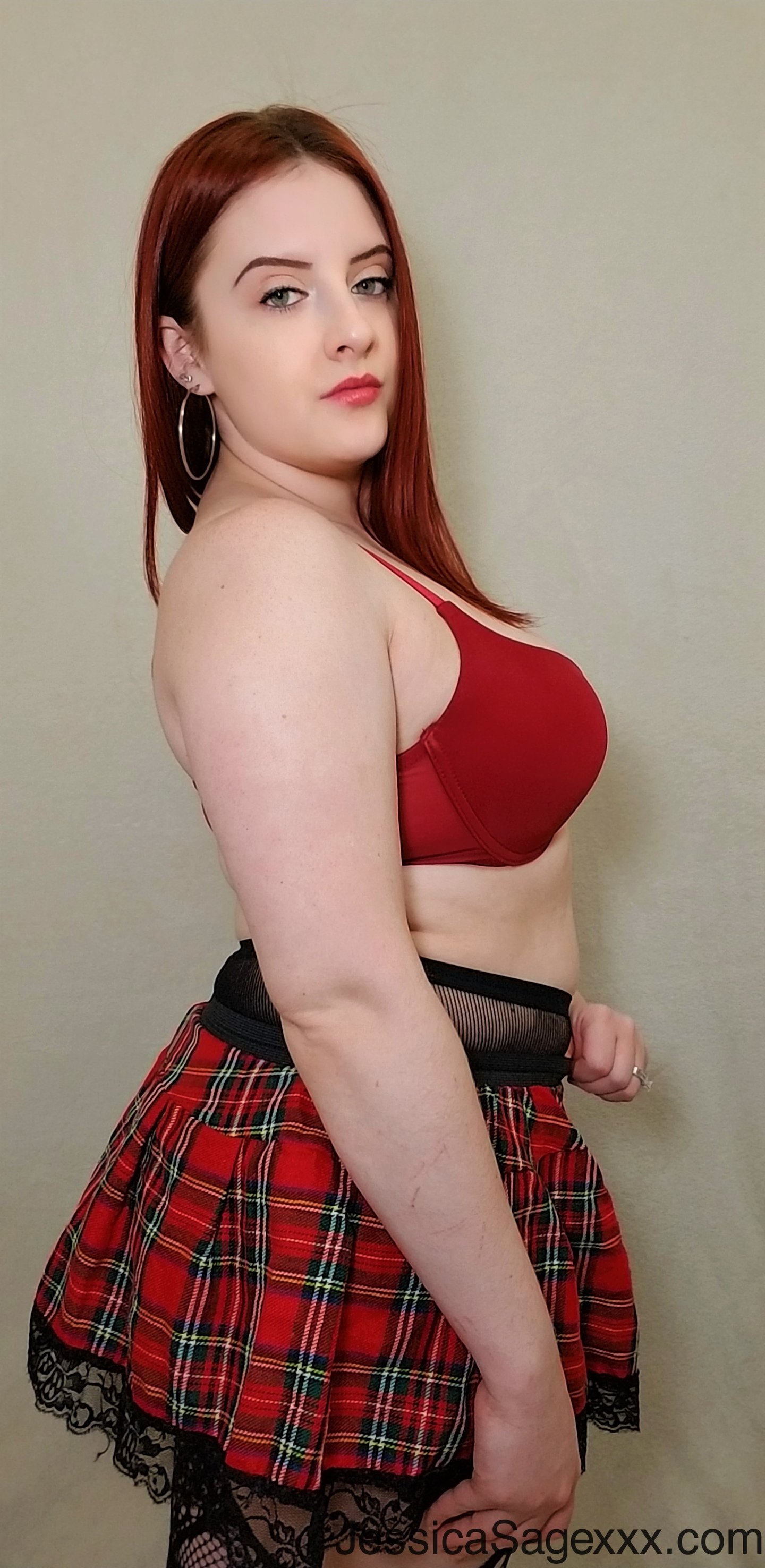 Jessica Sage In Skirt And Stockings Shows Big Tits Photos