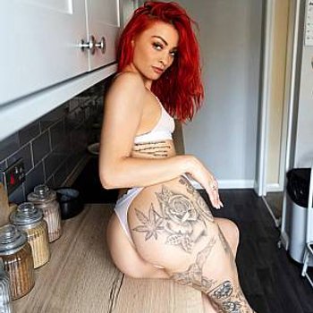 Coco Rose Babe Page Watch This Adult Model On FreeOnes