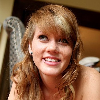 Boom Suicide Babe Page Watch This Centerfold On Freeones