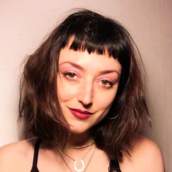 Fraise Suicide Babe Page Watch This Centerfold On Freeones