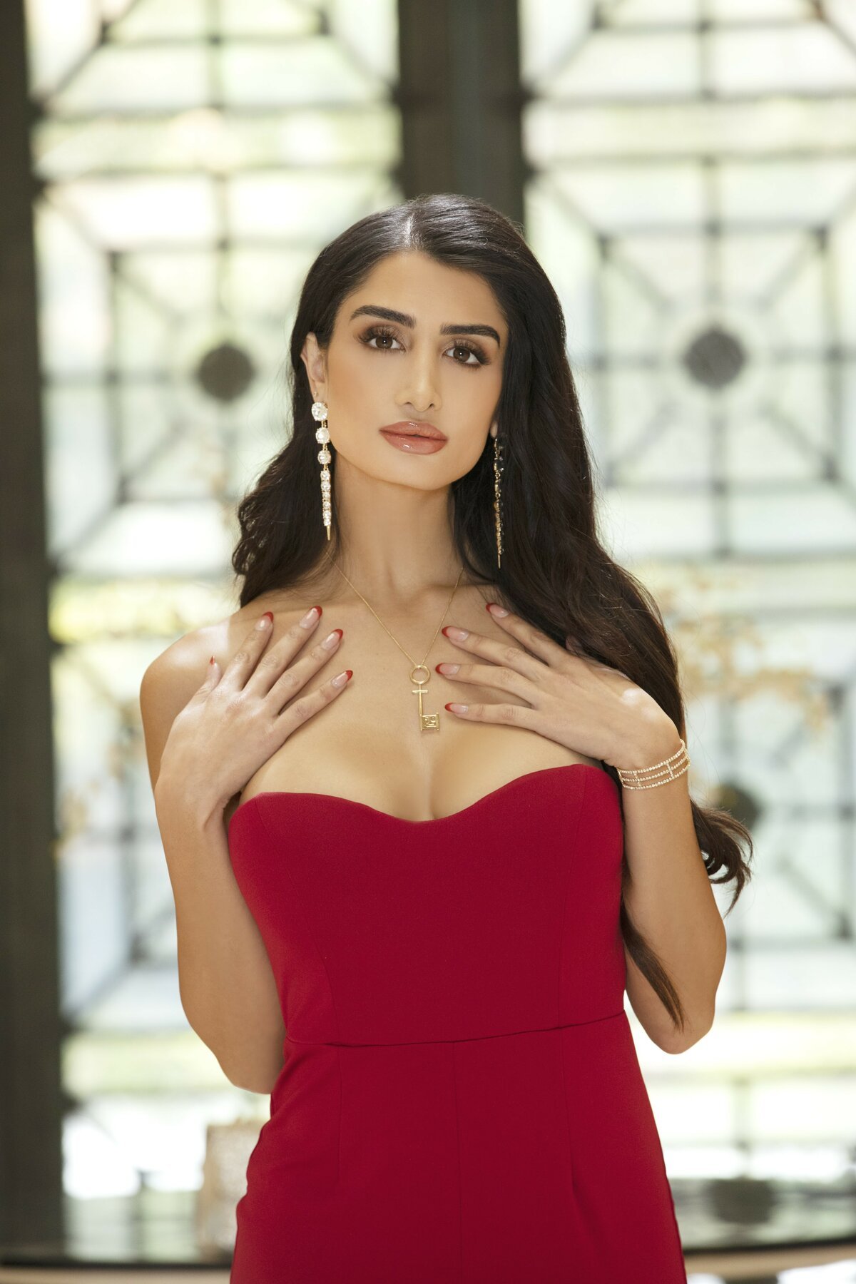 Slender Brunette Mia Ventura Teasing With Long Legs And Shaved Pussy Photos