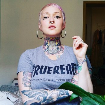 Mel Riot Babe Page Watch This Centerfold On Freeones