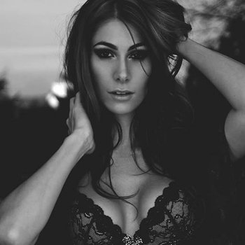 Georgie Lea Babe Page Watch This Centerfold On Freeones