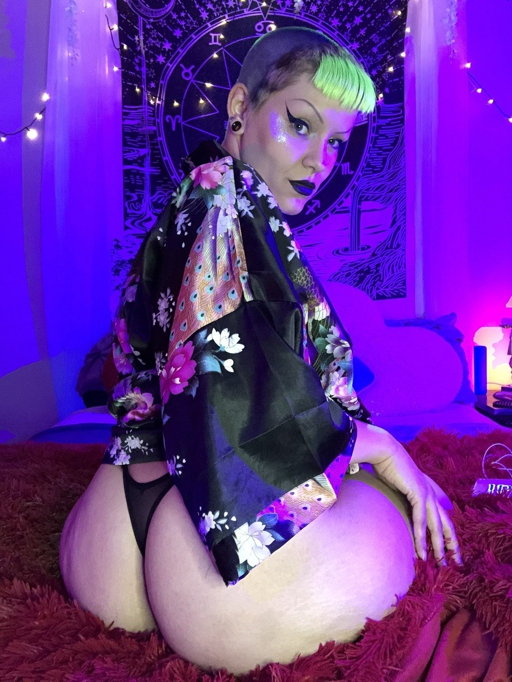 Sexy Miss Goth Booty Poses In Her Hot Lingerie Photos