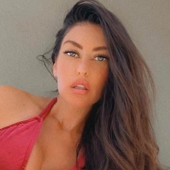 Mia Martina Babe Page Watch This Musician On Freeones