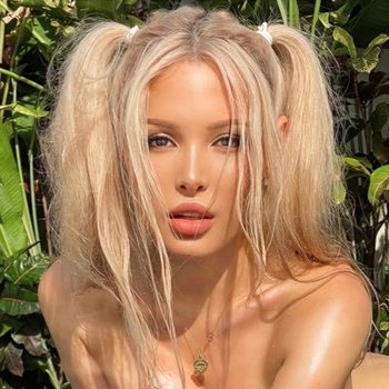 Lily Shams Babe Page Watch This Adult Model On Freeones