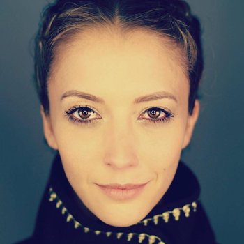 Taryn Southern Babe Page Watch This Tv Host On Freeones