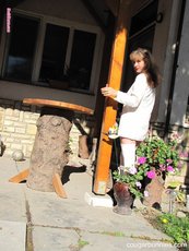 Sexy cougar Doris Dawn showing her body in the backyard — 13
