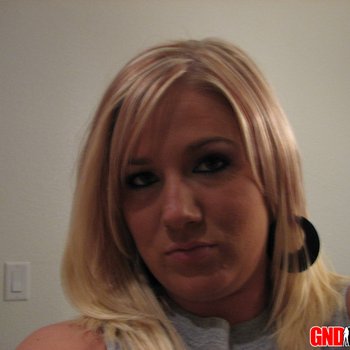 Blonde Hottie Austin peels off sexy Lingerie
