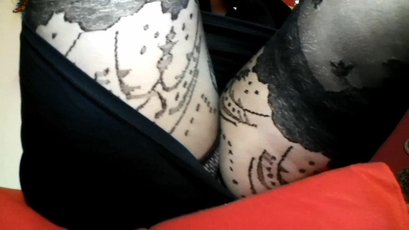 Cindy UK spreading her wide hips on camera — 10