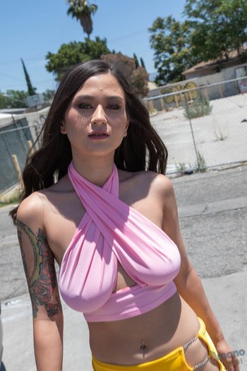 Tattooed Jasmine Wilde with big tits giving handjobs in the office 002