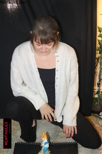Gorgeous chick showing off a toy she recently bought - 000012