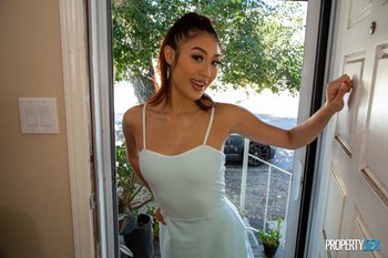 Lovely asian girl Mina Luxx gets shagged hard then facialed - Mina-Luxx-Big-Facial (1).jpg