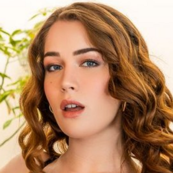 Evelyn Claire