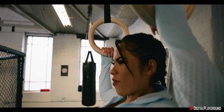 Fucking in the gym with stunning brunette Megan Fiore - Digital Playground