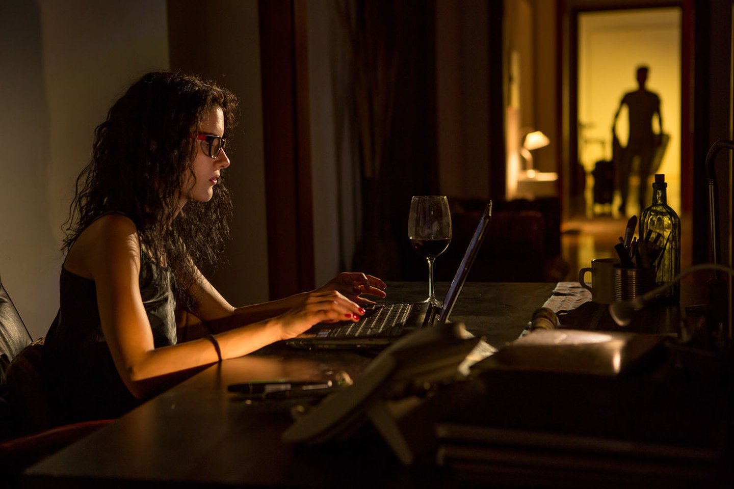 Wspaniała Leanna Sweet upija się i brudzi