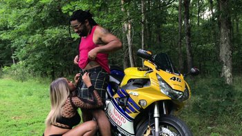 Naughty hottie enjoys sucking a hard dick by the motorcycle - 000011