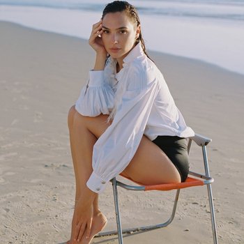 Gal Gadot sexy para Vanity Fair - noviembre de 2020