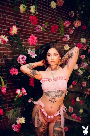 Sexy tattooed Babe unveils her gorgeous Body - Tattooed Babe Silvia Ruby unveils her Sexy Body