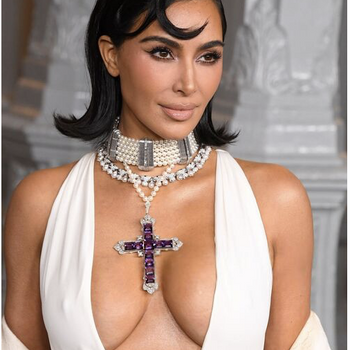 Kim Kardashian deep cleavage at LACMA Art+Film Gala in Los Angeles