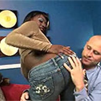 Ebony slut Kali Dreams banged by a white Pole