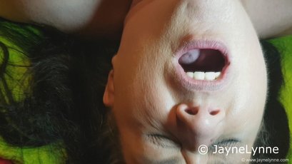 Naughty chick Jayne Lynne wraps her lips around a hard dick — 10