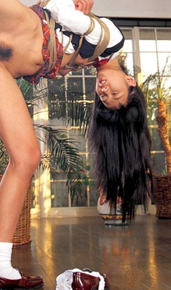 Wasteland-BDSM-Asian-Teen-Tied-Up(15)