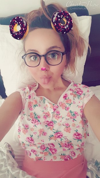 Gorgeous chick Christa Flare loves taking pictures of herself - 000004