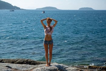 Pretty girl exposes her perfectly shaped boobs outdoors - Stunning-18-Nice-Breasts%20(1)