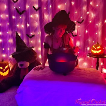 Hot witch Cherry Fae showing off her sexy curves while posing - 000000