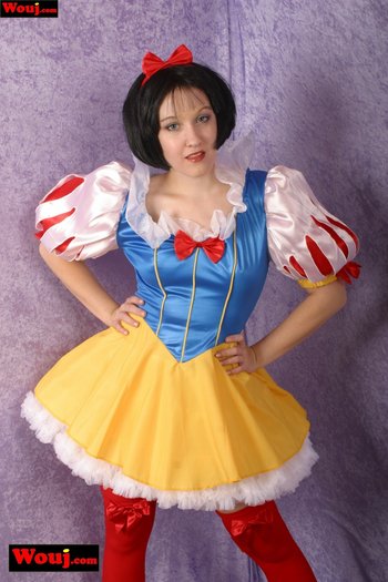 Cute sexy babe enjoys her Snow White cosplay - 000003.jpg