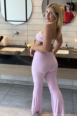 Good looking Kylie Ray with natural tits posing totally naked - HD — 8