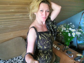 Hot blonde girl Lady La Perle teasing with her nice figure