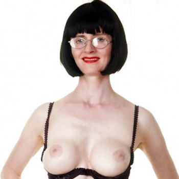 Naughty Julia in Stockings loving VR action