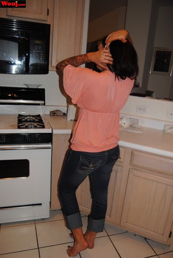 Wouj.com finds another smoking hot amateur for their first photoshoot - 000008