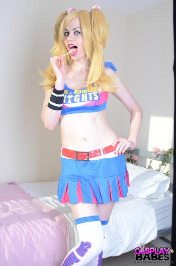 Porn Star Tina Kay cosplaying as Juliet Starling - Tina-Kay-cosplay-porn(2)