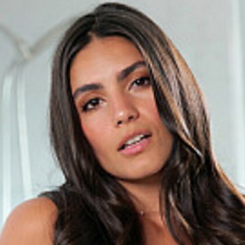 Isa Bella