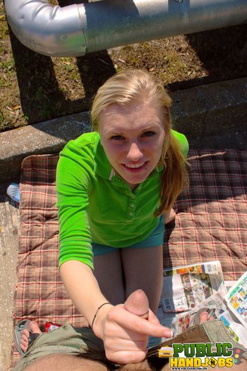 Cute teens Raquel and Jessie give a worker a handjob behind a shed - 16.jpg