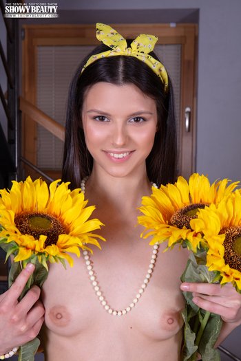 Brunette Amelia Grace takes off her yellow dress and shows her slender body - 0015-20