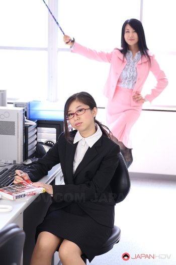 Naughty office lady Yuka Tsubasa exposes her bushy japanese twat - japanhdv_02