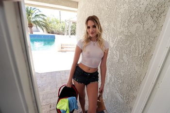 Blonde Kenna James loves to ride a meaty boner - Kenna-James-POV-Sex (1).jpg