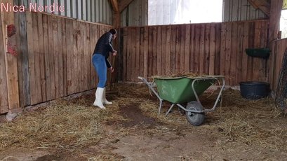 Red haired MILF walks in mud wearing rubber boots — 4