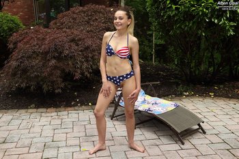 Aften Opal fingerfucks lonely wet Pussy in Garden - Aften-Opal-USA-Flag-Bikini(3)