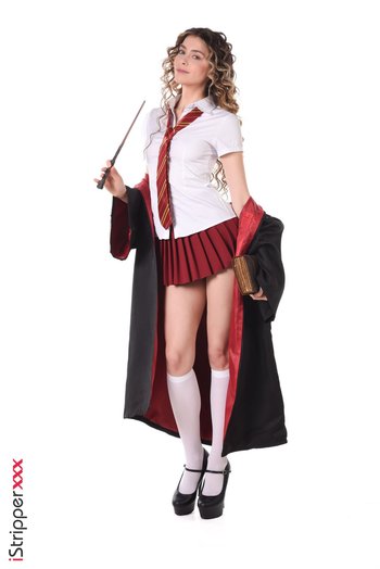 College babe Alissa Foxy loves spreading legs on the floor 002