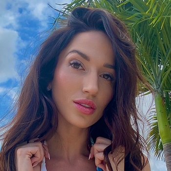 Bella Vaunt