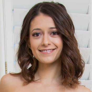 Izzy Bell
